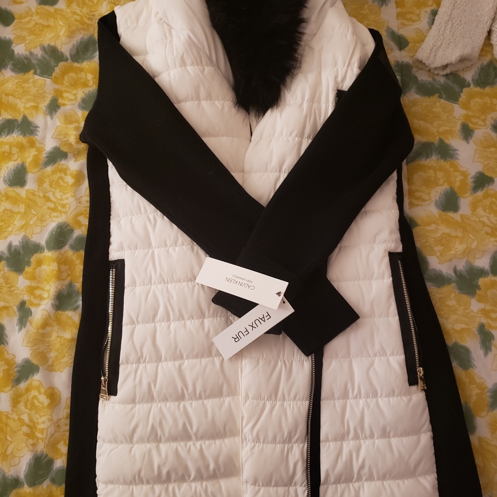 Women's White Calvin Klein Winter Puffer Jacket Black Faux Fur Trim